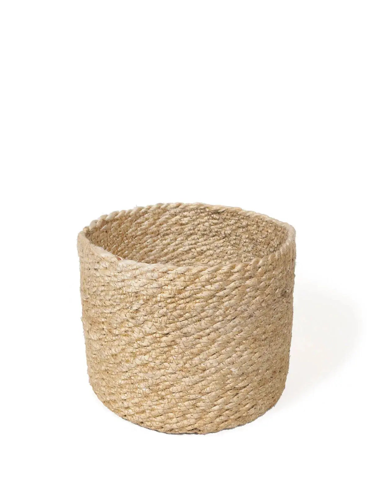 Natural woven seagrass basket for farmhouse cottage home decor storage