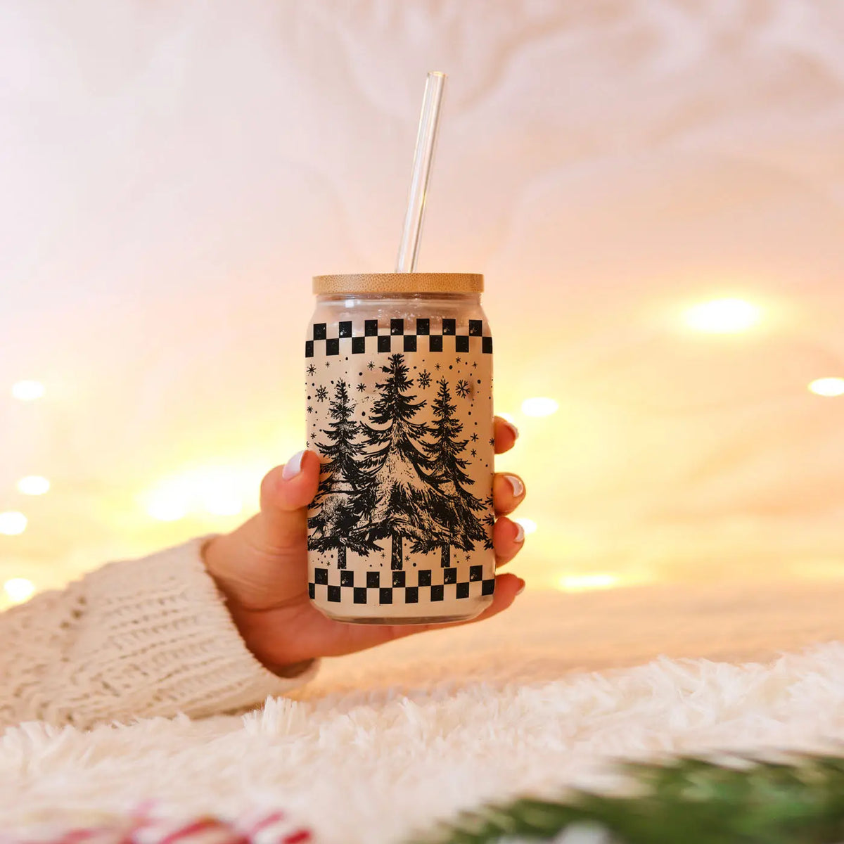 Retro Christmas Tree 17oz