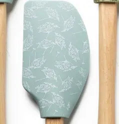 Krumbs Kitchen® Farmhouse Silicone Spatula Mitten Makers Market