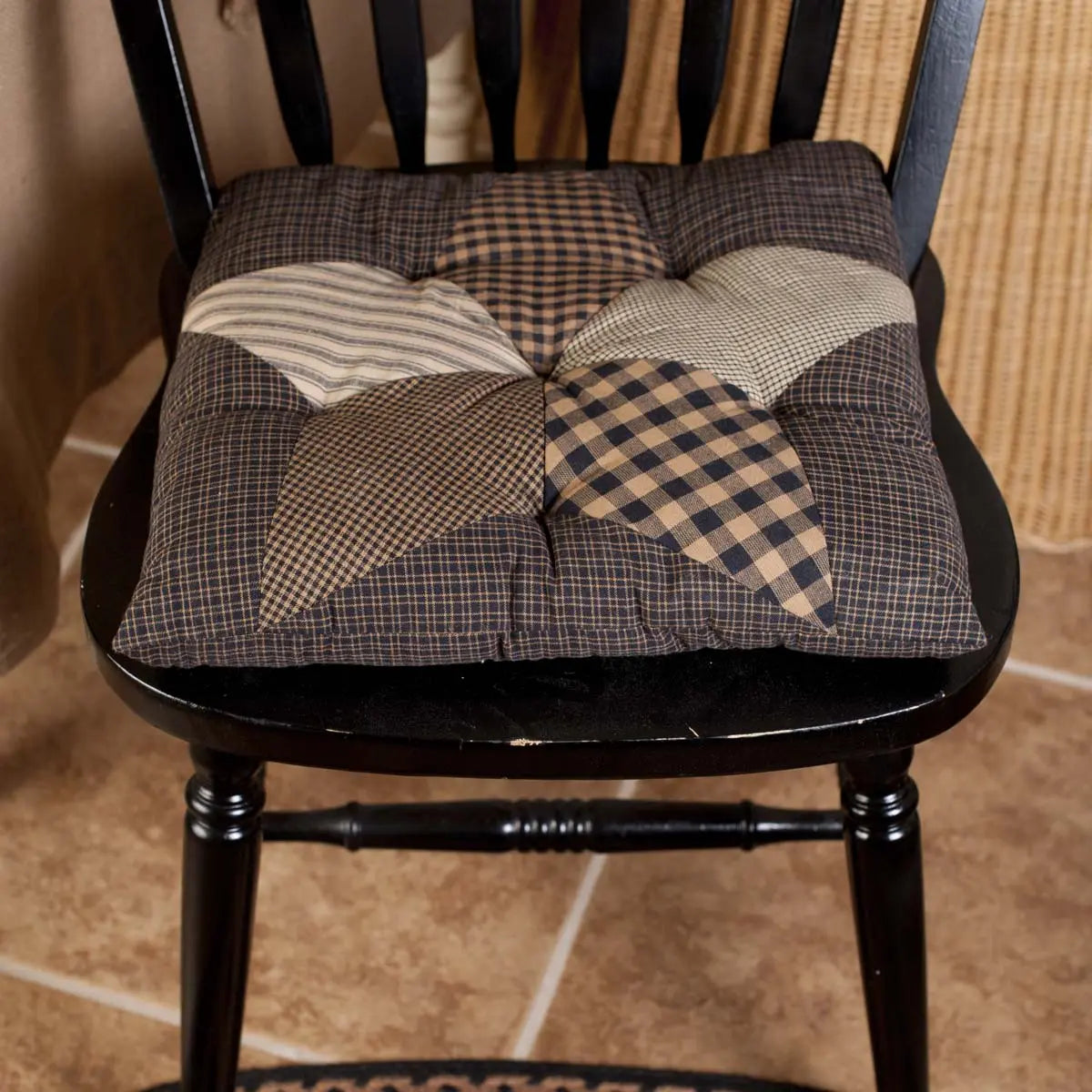 Farmhouse Star Patchwork Chair Pad – Thick Cotton Cushion 14x14