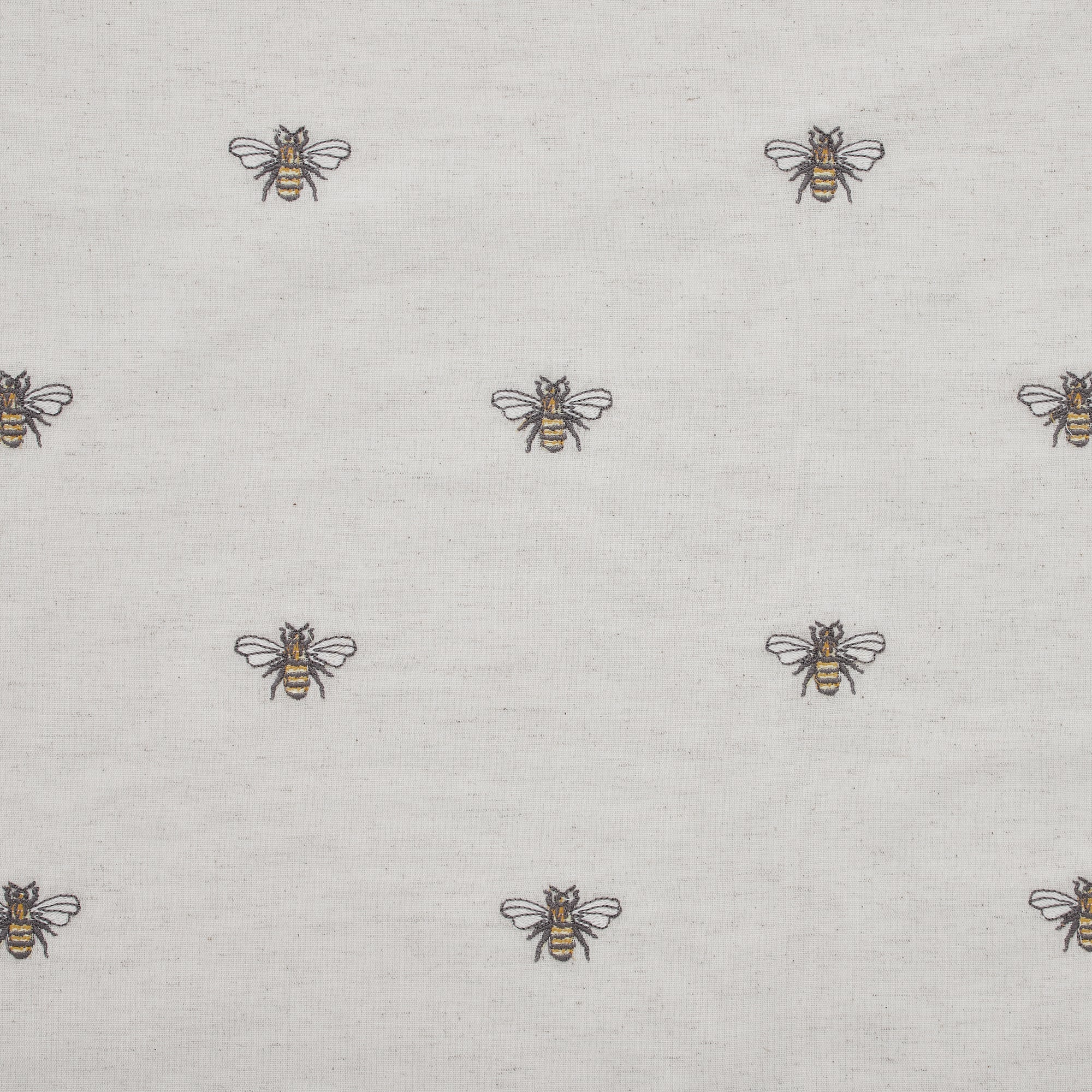 Embroidered Bee Valance – 16x60