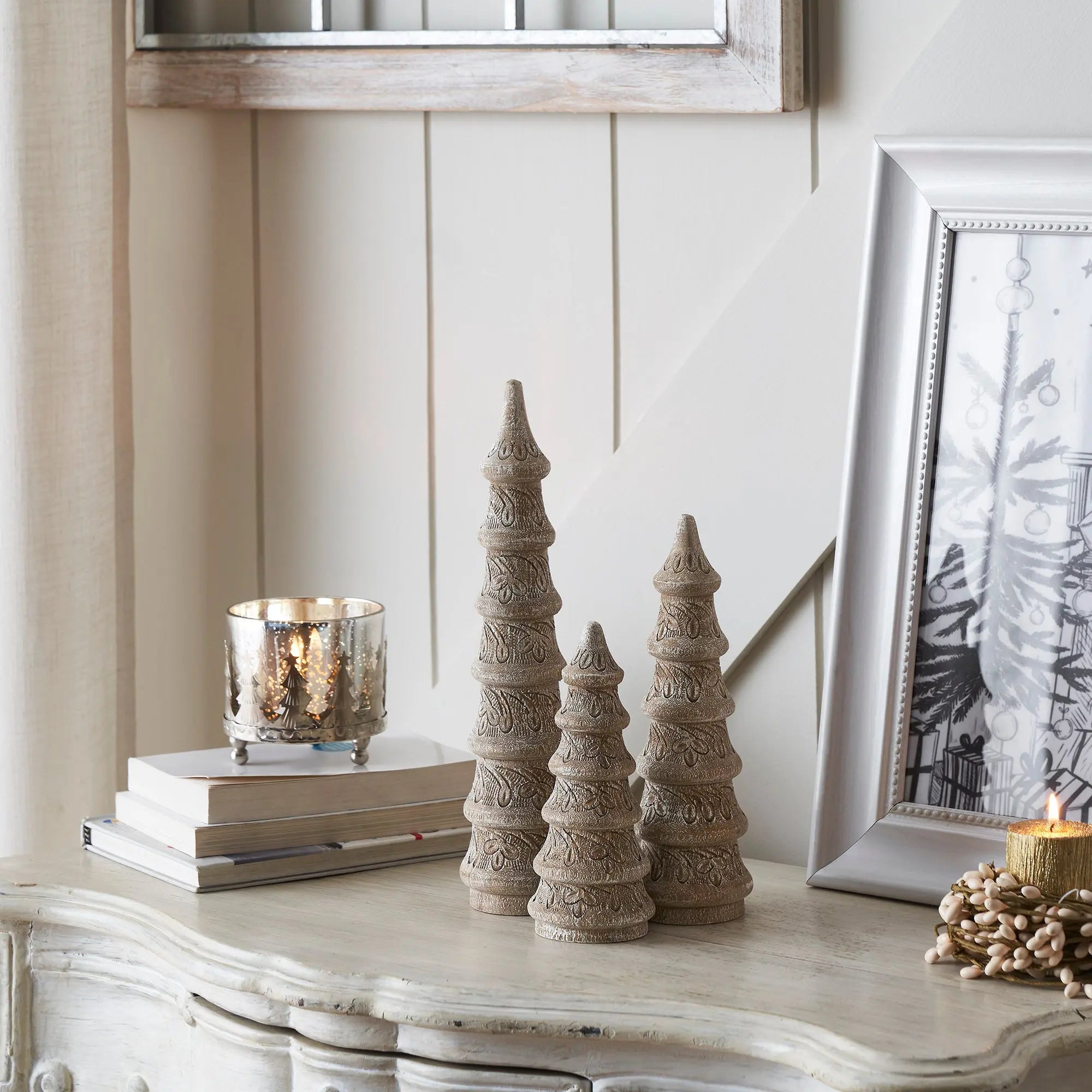 Hand Turned Wooden Christmas Trees Set of 3 – Distressed White
