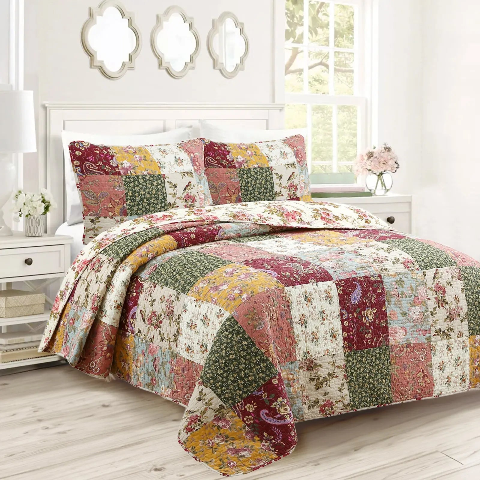 Country vintage farmhouse floral paisley patchwork reversible 100% cotton quilt bedding set with matching shams.