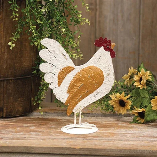 🐔 Distressed Metal Chicken – 9.75" H