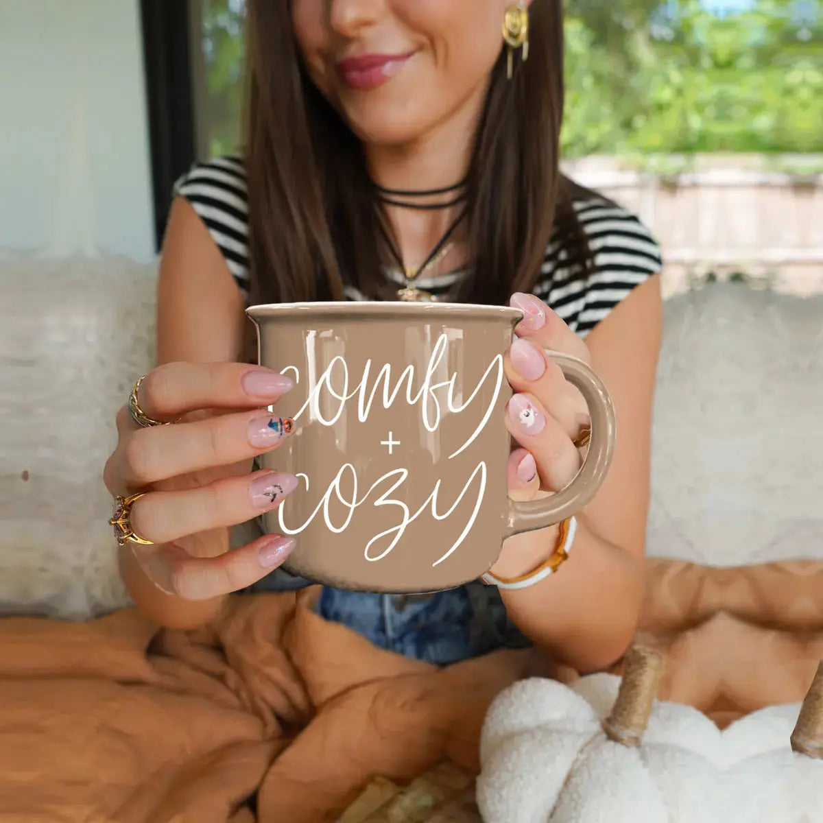 Comfy + Cozy Gia Roma Comfy + Cozy Gia Roma