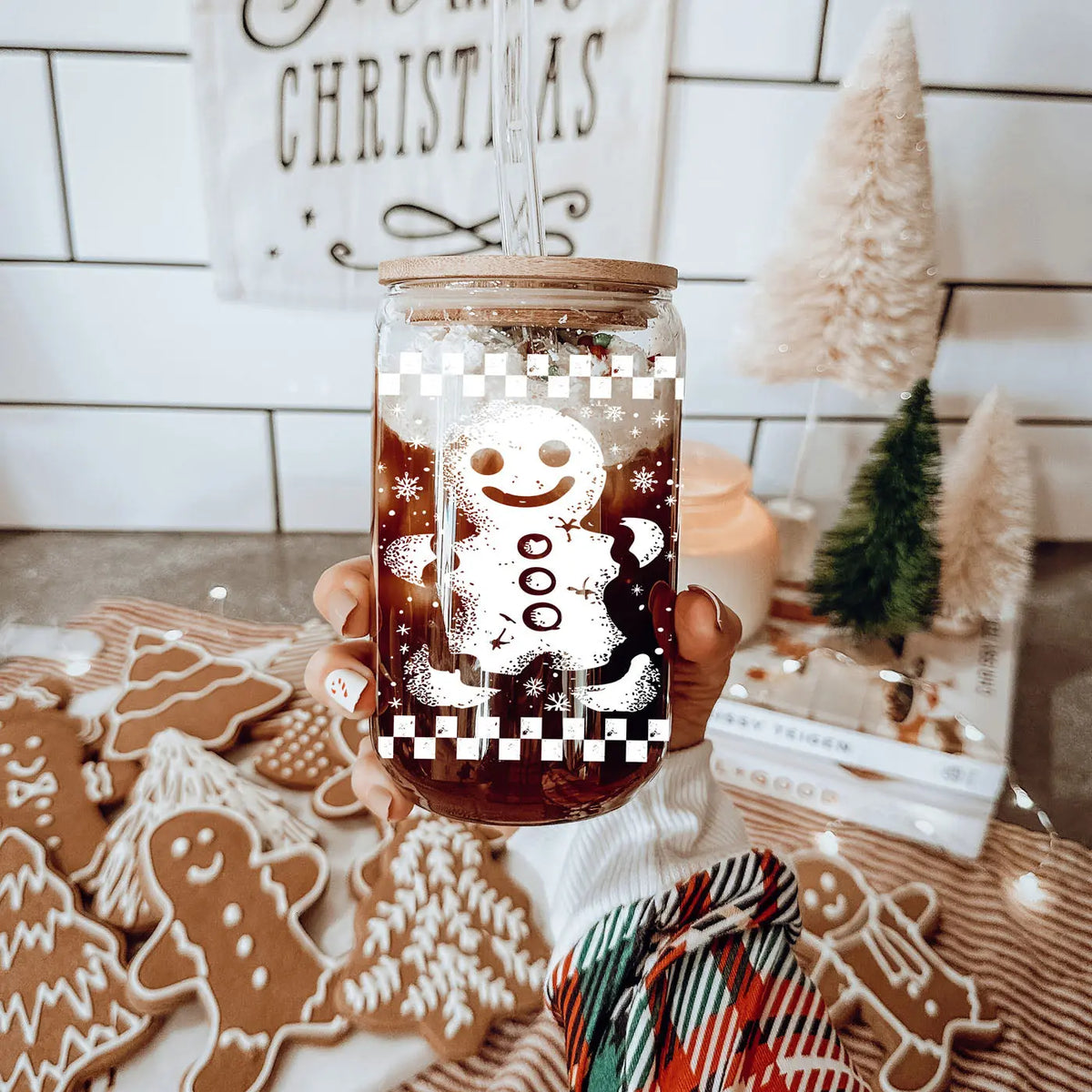 Retro Gingerbread 17oz