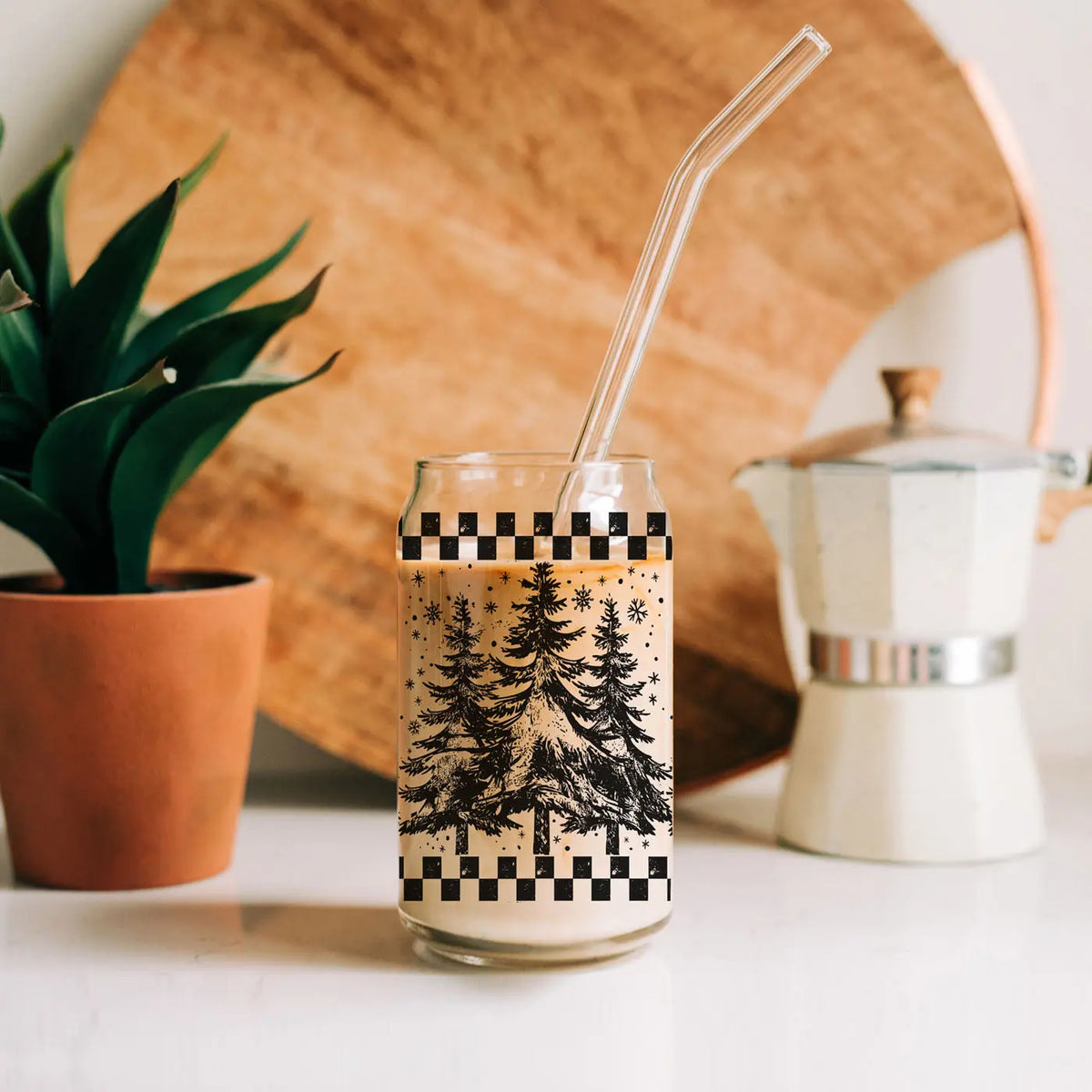 Retro Christmas Tree 17oz