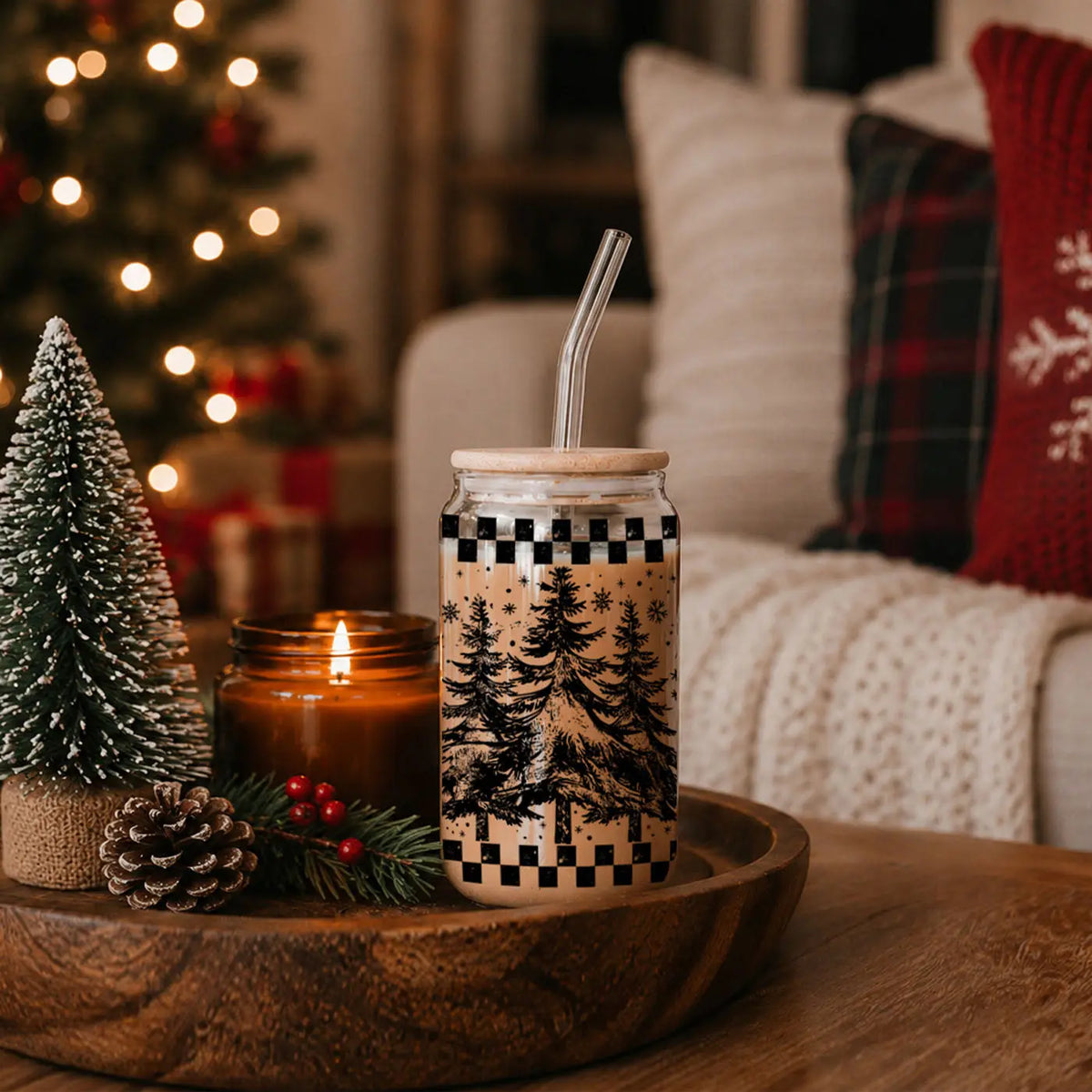 Retro Christmas Tree 17oz